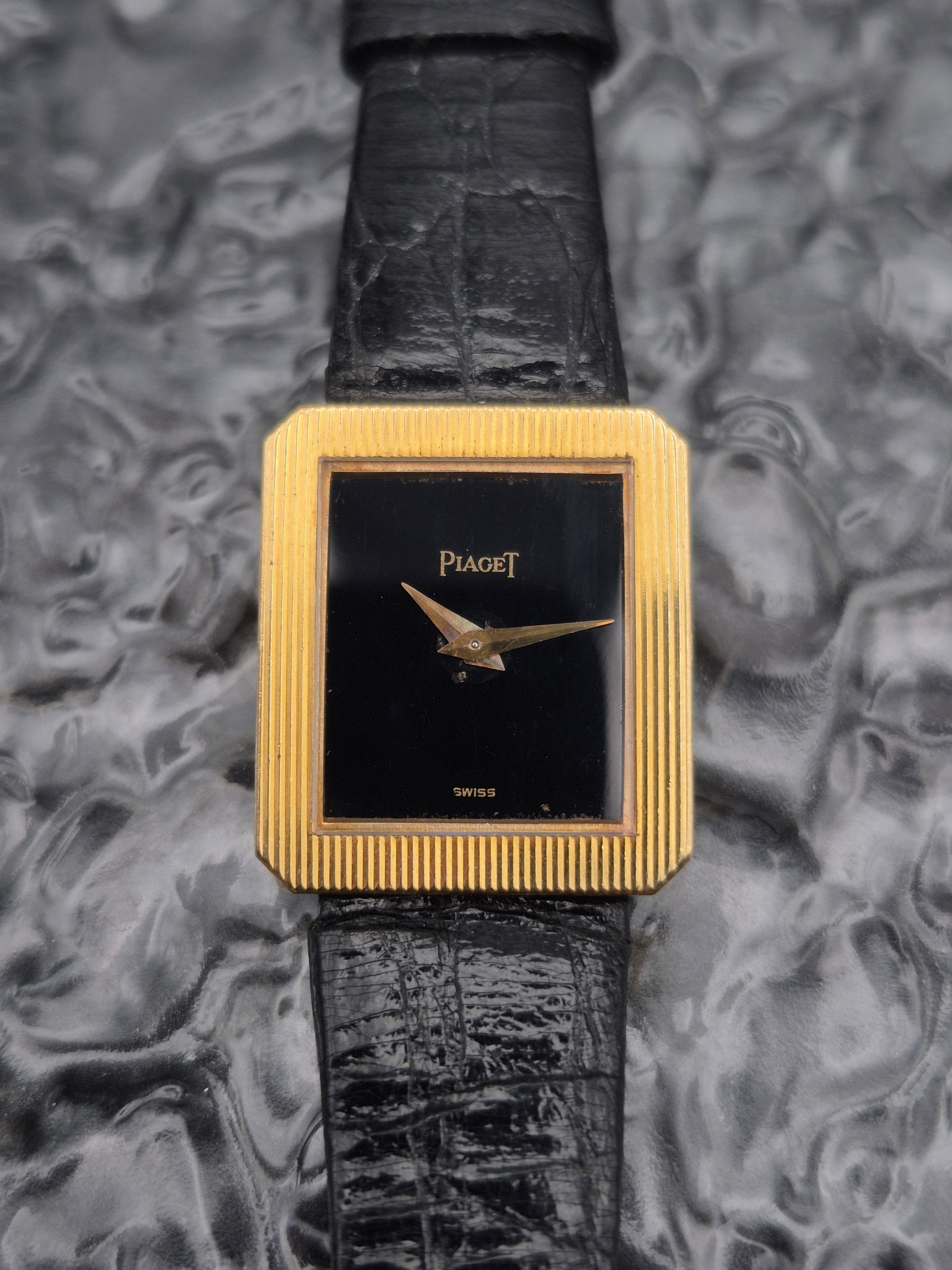 Piaget Protocole Onyx Black Dial Ref. 4154 Solid Gold - Original Buckle - Red Robin Watches