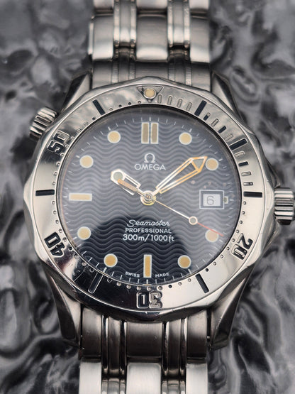 Omega Seamaster 300M Ref. 2562.80 - 196.1502 Mid Size Navy 36mm Quartz