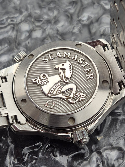 Omega Seamaster 300M Midsize Co-Axial 'No Wave' Dial Ref. 212.30.36.20.01.002