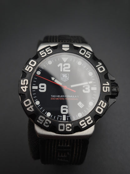TAG Heuer Formula 1 Quartz Ref. WAH1110 41mm Vintage Original TH Strap - Boxed - Red Robin Watches