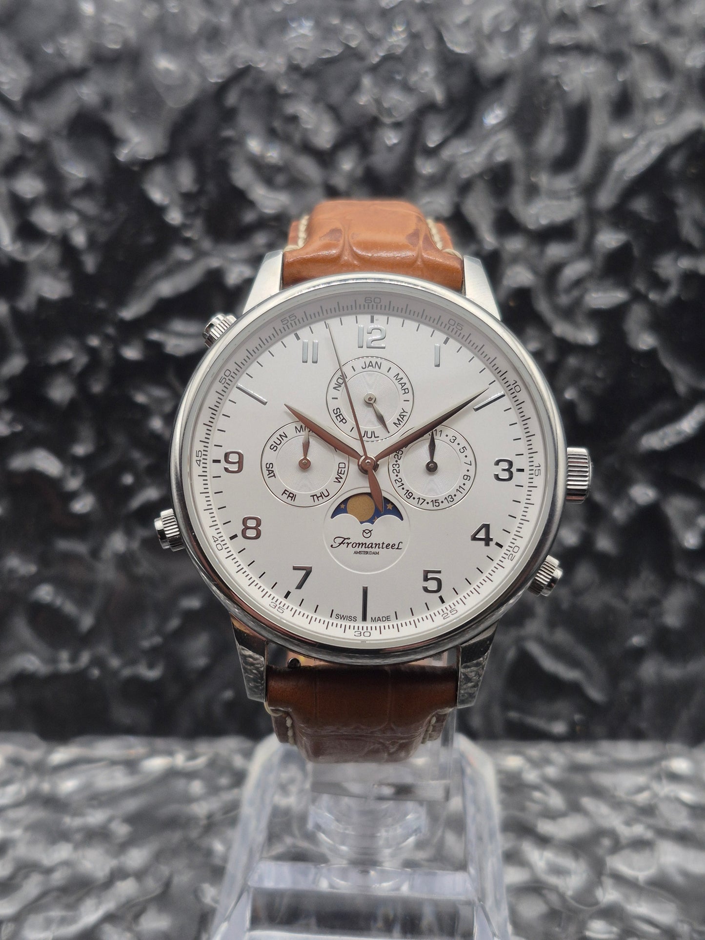 Fromanteel Amsterdam Moonphase Ref. GT-053-1139 Quartz Triple Calendar - Red Robin Watches
