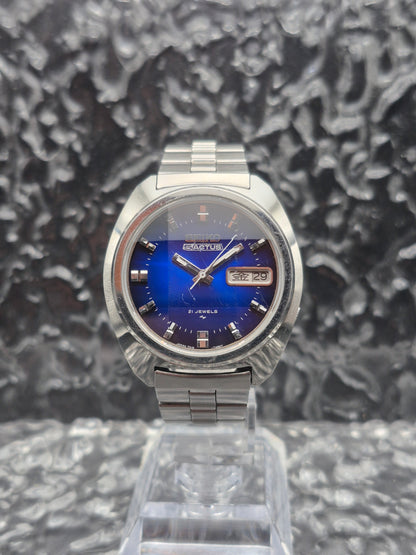 Seiko 5 Actus Automatic Ref. 7019-7350 Facet Crystal Kanji Day Date - Red Robin Watches