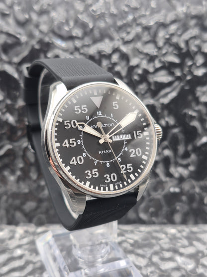 Hamilton Khaki Pilot Quartz Ref. H646110 Day Date Black 42mm - Red Robin Watches