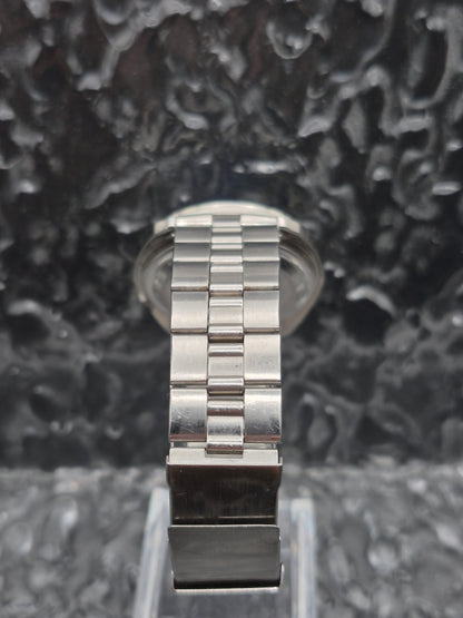 Seiko 5 Actus Automatic Ref. 7019-7350 Facet Crystal Kanji Day Date - Red Robin Watches