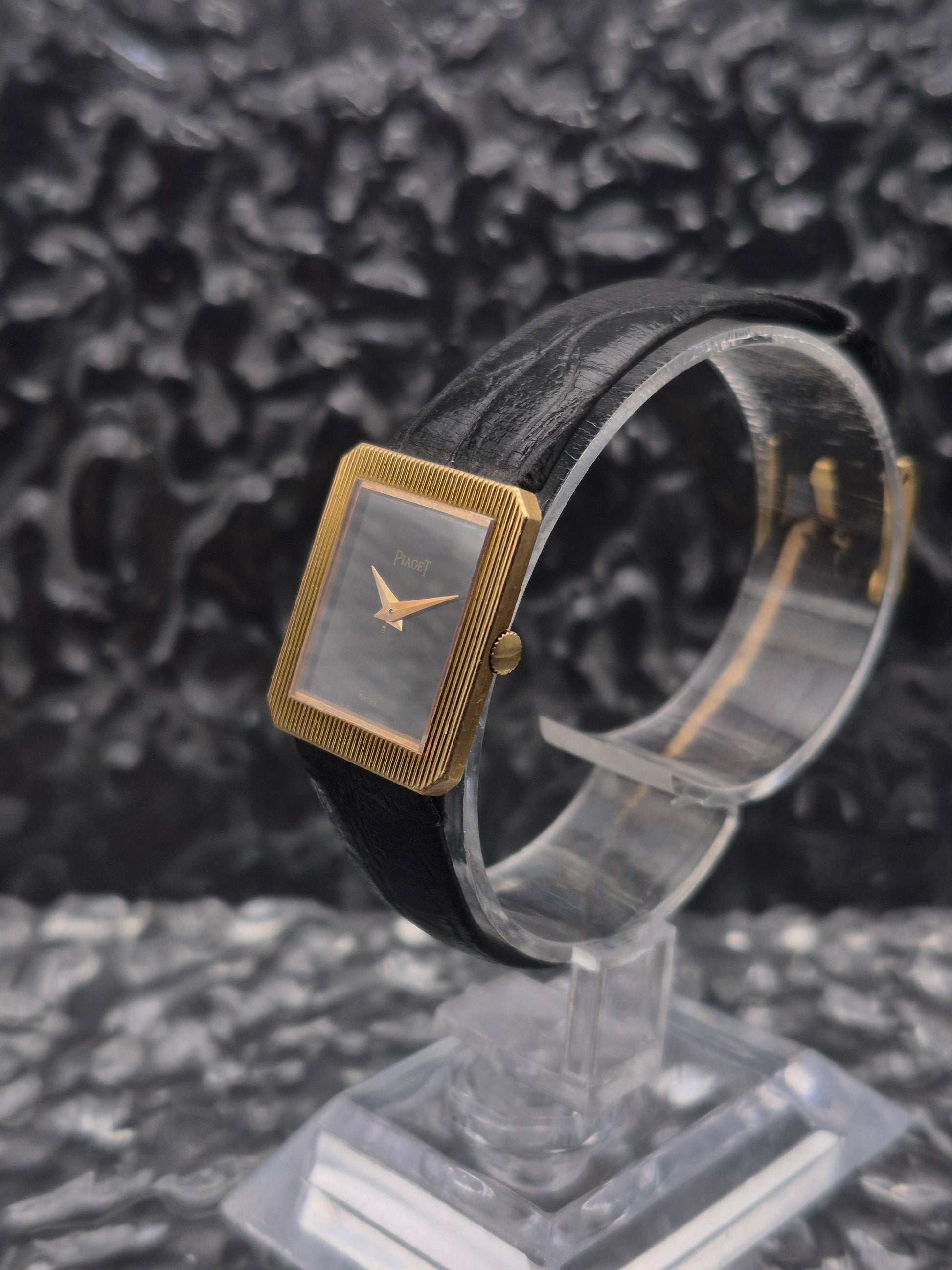 Piaget Protocole Onyx Black Dial Ref. 4154 Solid Gold - Original Buckle - Red Robin Watches